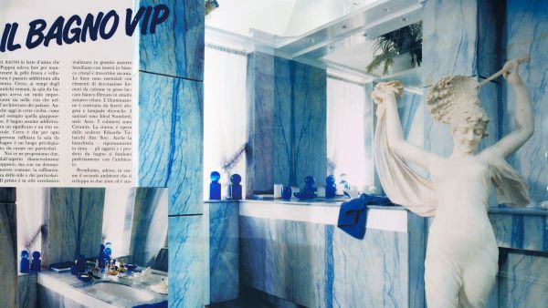 Il bagno padronale pubblicato su una rivista d'arredamento